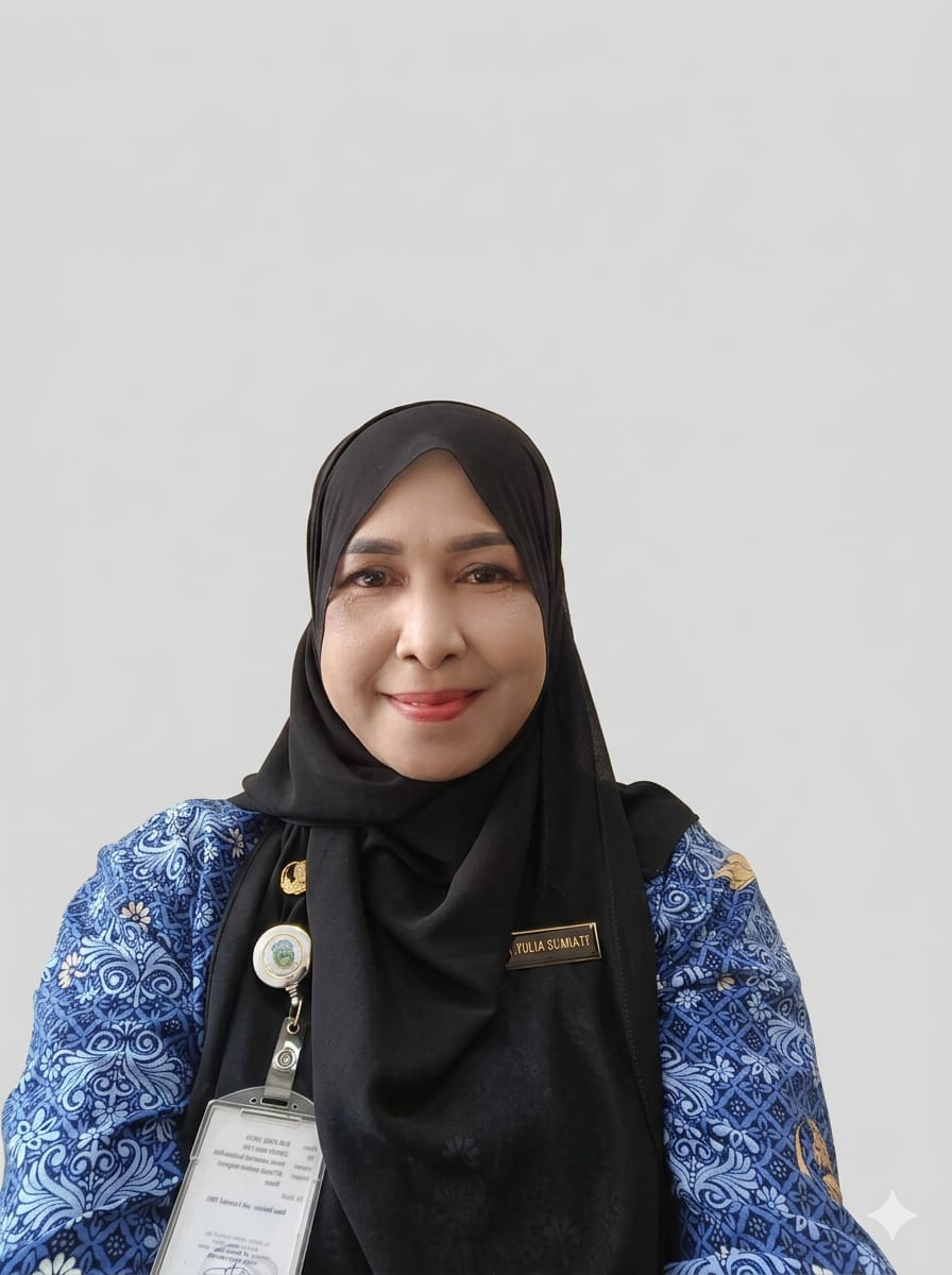 Yulia Suviati A.Md.AK